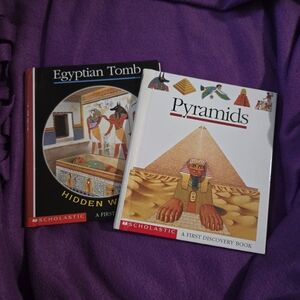 Scholastic Learning Books - Egyptian Tomb & Pyramids